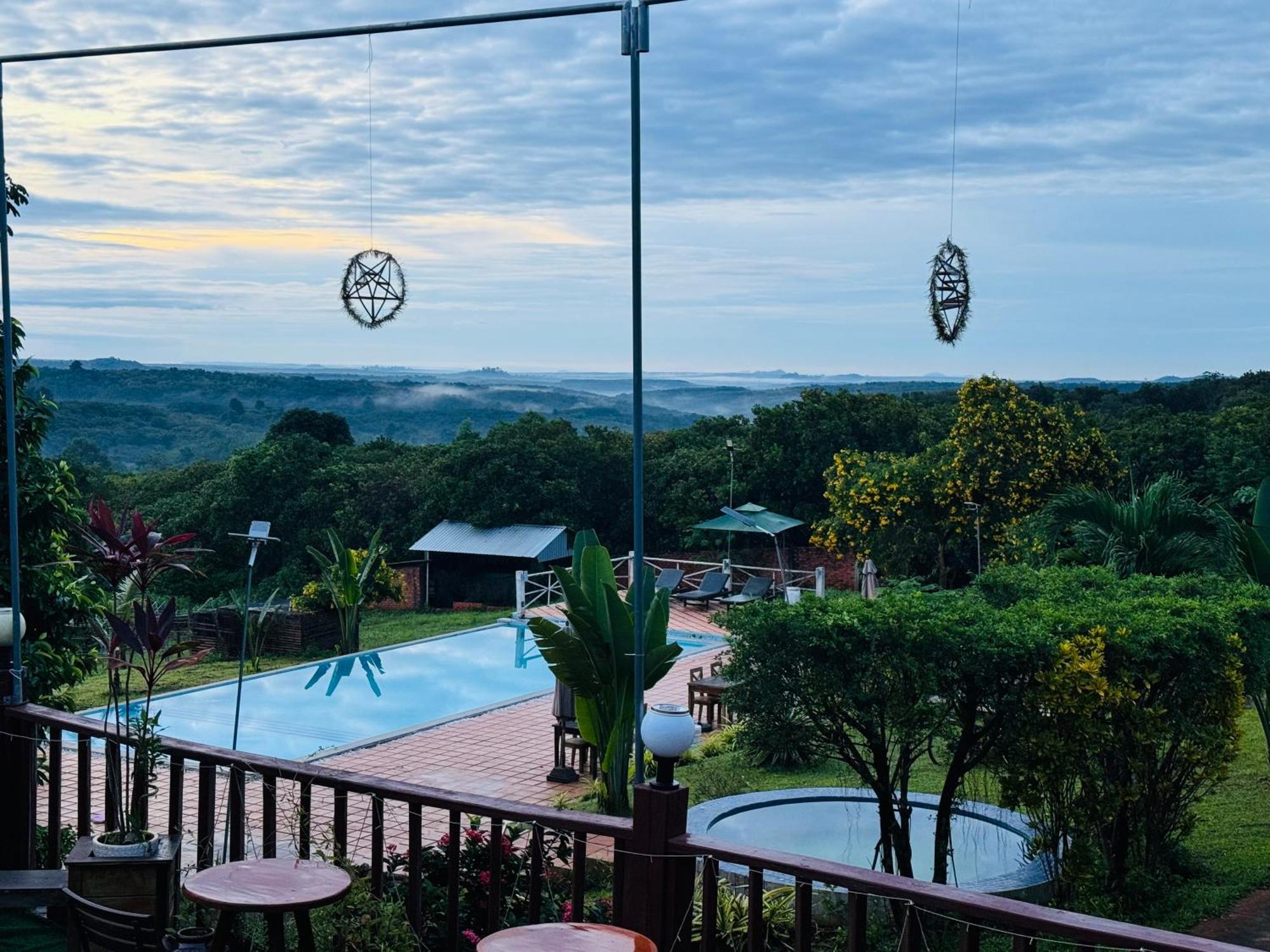 Ratanakiri Paradise Hotel & Restaurant Banlung Dış mekan fotoğraf